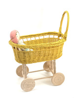 Wiklinowy wózek dla lalek MUSZTARDA